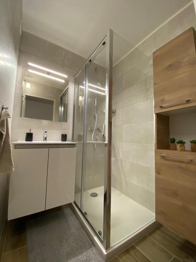 Proche Centre Sanary Studio Climatise 4 Personnes Экстерьер фото